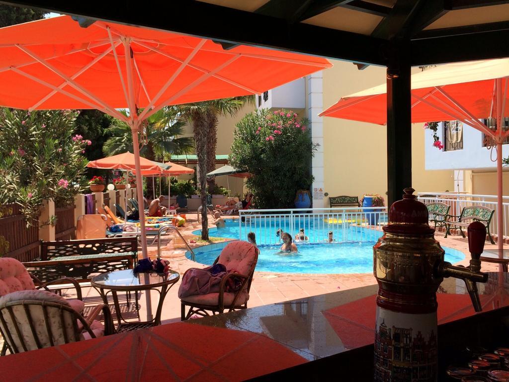 Bueno Hotel Platanes  Zewnętrze zdjęcie